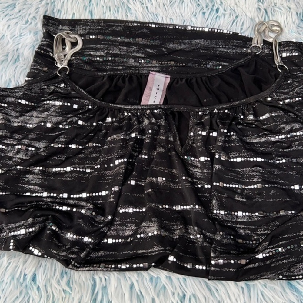 BLING Beautiful top silver and black , just perfect for going out, size S,